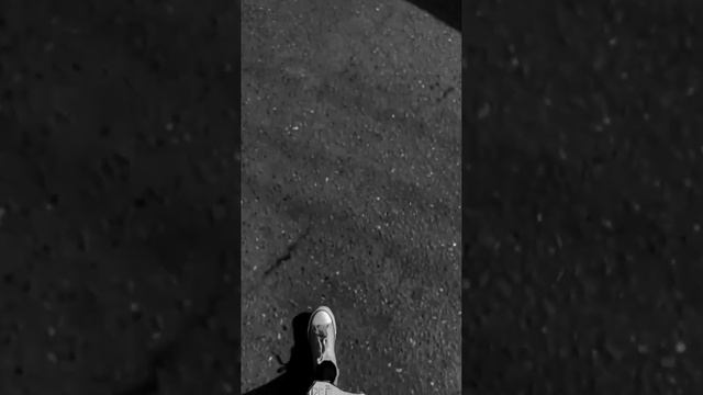 Натянуть улыбку легче, чем объяснить, почему тебе грустно.) смотреть онлайн