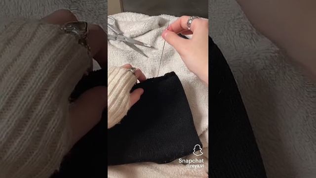 идея из обычной шапки в шапку с ушками (идея не моя) автор Heha | 💫Орбита💫 смотреть онлайн