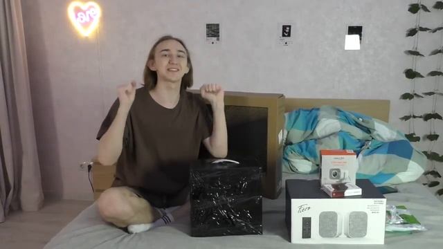 Купил НОВЫЙ компьютер за 300 000 РУБЛЕЙ! | Распаковка и обзор Mac Studio M2 Max смотреть онлайн