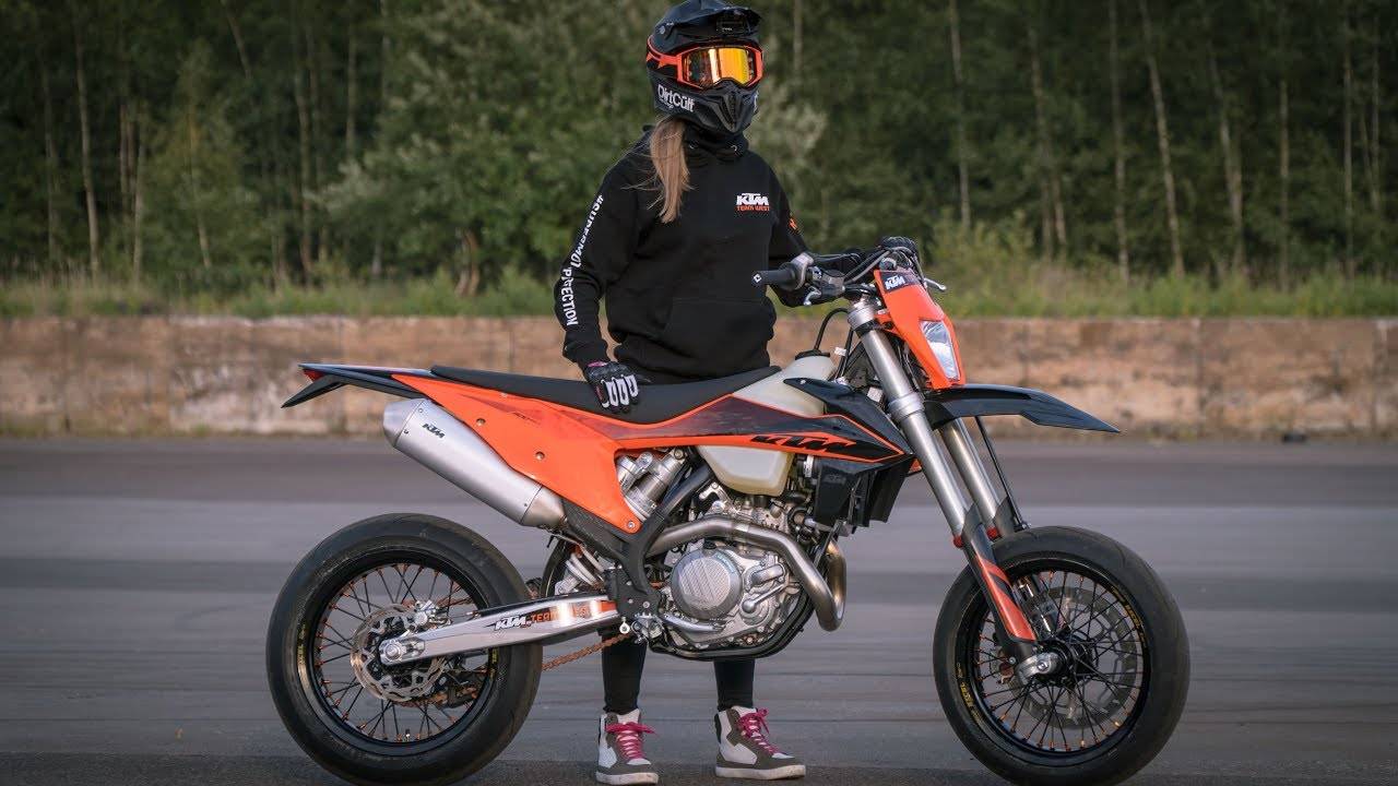 500 EXC-F Supermotard смотреть онлайн