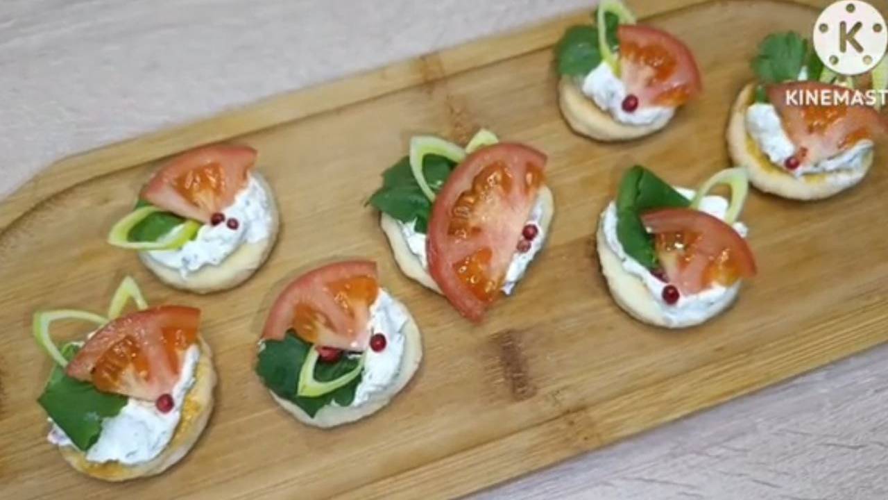Закусочные праздничные канапешки.