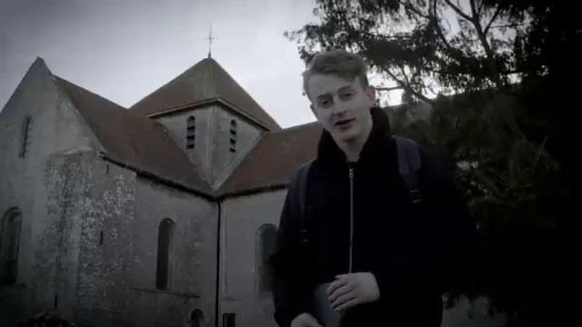 ENGLISH FILE 4TH ELEMENTARY LISTENING VIDEO 04 A haunted castle UNIT 8C смотреть онлайн