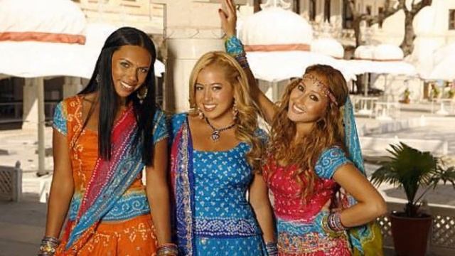 The Cheetah Girls - One World (Full Song) смотреть онлайн