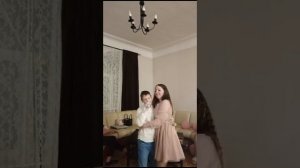 спел песню сестре на день рождения