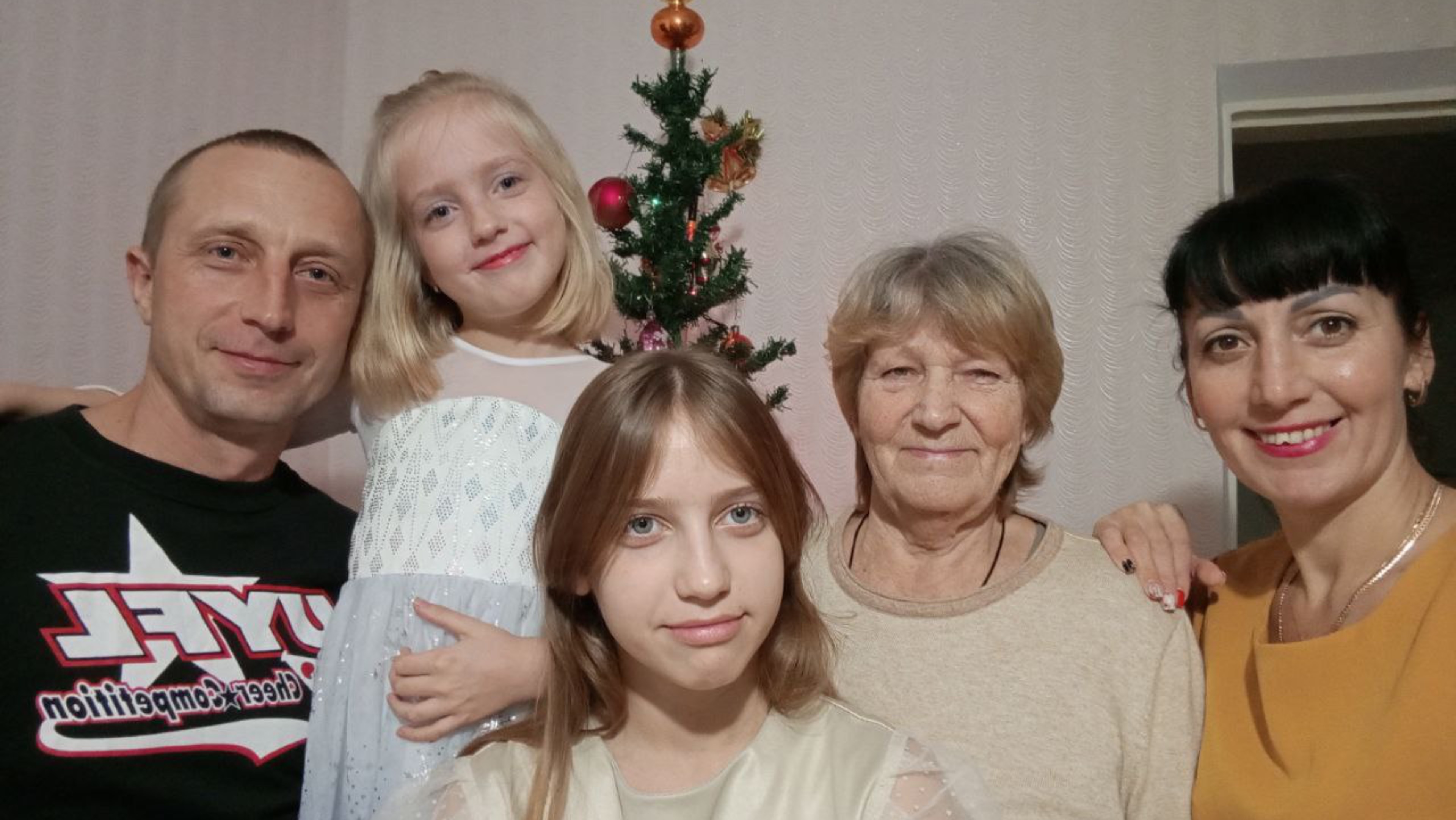 С Новым 2025 годом! 🎄 #сновымгодом #скороновыйгод #новогоднеенастроение смотреть онлайн