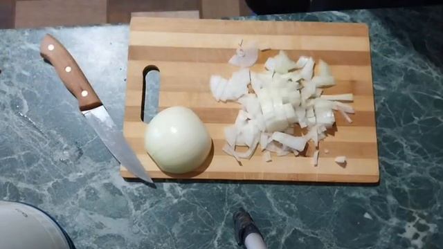 Маринованные куриные окорочка в духовке с рисом и поджаркой смотреть онлайн