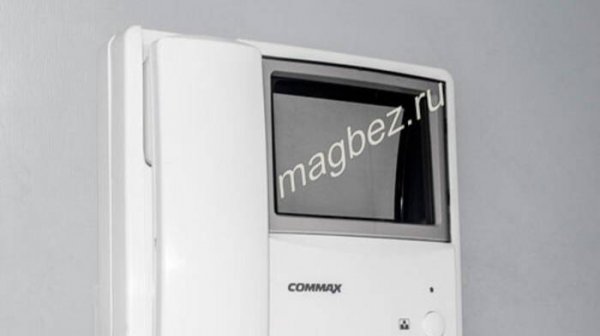 Как снять со стены домофон Commax  DPV-4KE,DPV-4KEMR.mp4