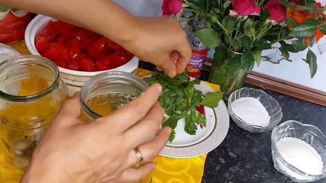 Қызанақ пен пияздың жабылу құпиясы. Орыс көршімнің рецебі бойынша. смотреть онлайн