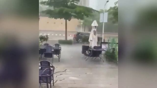 Is it the punishment from heaven or the wrath of nature? Huge tornado and floods in Saudi Arabia смотреть онлайн