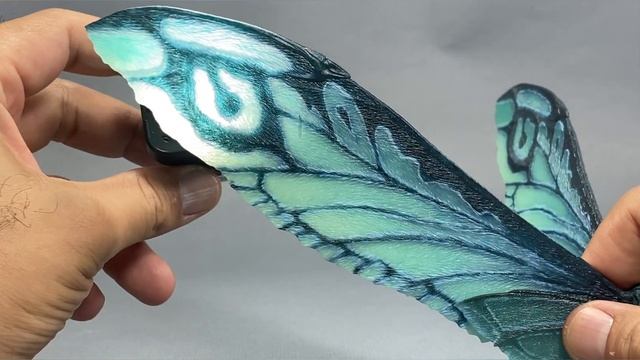 Hiya Toys Exquisite Basic Mothra Emerald Titan Figure Review #godzilla #hiyatoys #monsterverse