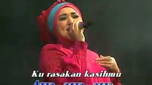 Evie Tamala - Azza (OM. New Pallapa) (Official Music Video) смотреть онлайн