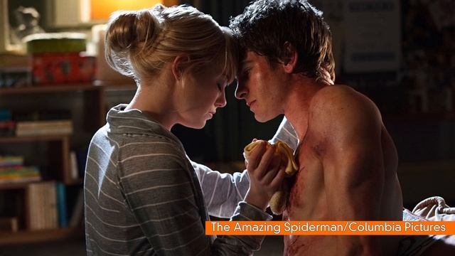 Emma Stone Cryptic Tweet Raises Questions About Andrew Garfield смотреть онлайн