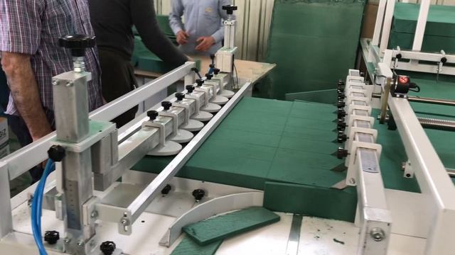 Demaks Floral Foam Cutting Machine смотреть онлайн