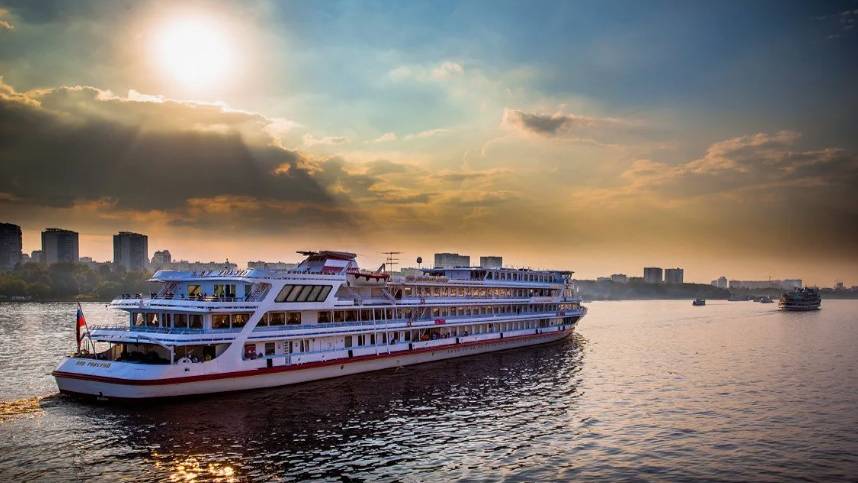 Реклама на теплоходах_Фасад Медиа Групп смотреть онлайн