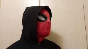 Маска Человека-паука с моргающими глазами