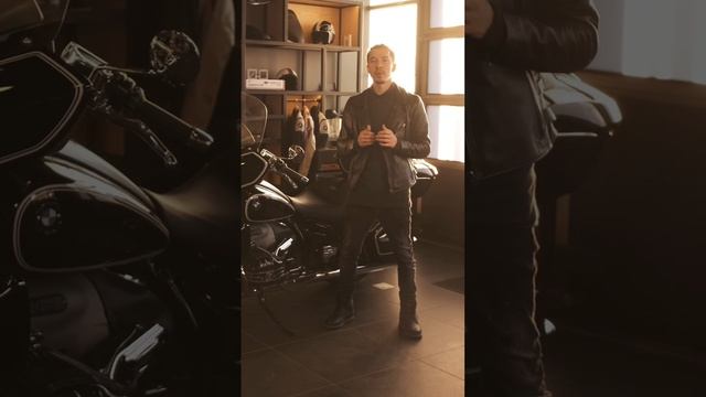 Классический круизер для путешествий с пассажиром. #BMW #BMWR18 #bike #viral #video #обзор смотреть онлайн
