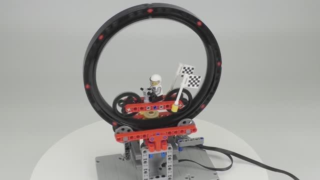 Пять Футуристических Моделей Каскадерских велосипедов Lego Technic смотреть онлайн