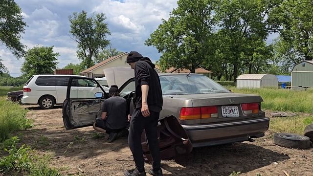 We Got Another CB7 Coupe! | 1992 Honda Accord EX [VLOG] смотреть онлайн
