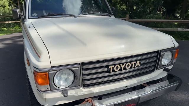 1987 Toyota Land Cruiser FJ60 Walk Around смотреть онлайн