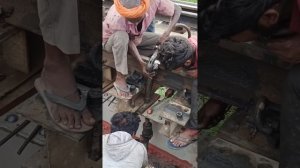 Ремонт железнодорожного моста.