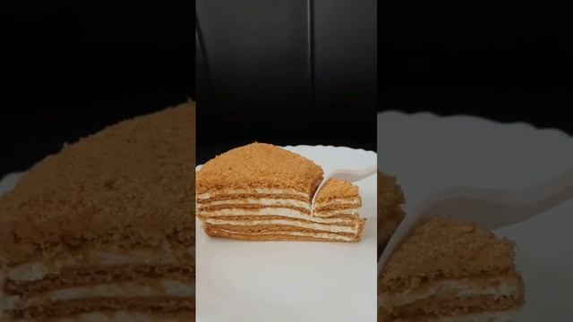 Russian Honey 🍯 Cake 🎂 #shorts #shortsfeed #youtubeshorts #honeycake смотреть онлайн