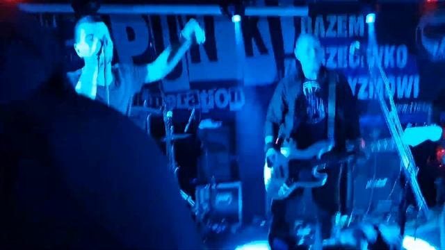 WŁOCHATY 2021.10.23 live in Gliwice ('Punk Generation', Spirala) смотреть онлайн