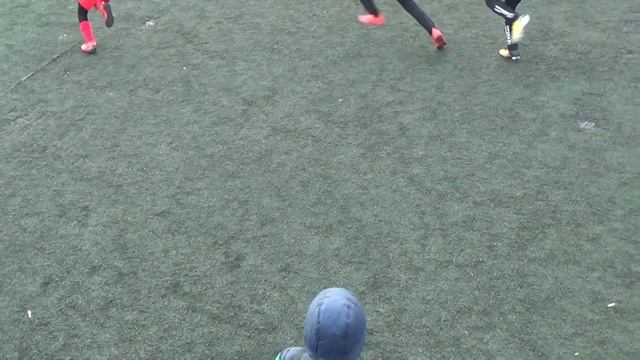 ФК Титан 09(1) 2-0 ФК Металлург 09(3) Второй тайм. смотреть онлайн