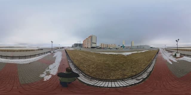 На Набережной Ханты-Мансийска обзор 360 градусов