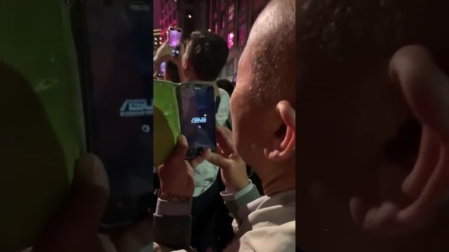 Самое грустное видео с новогодних смотреть онлайн