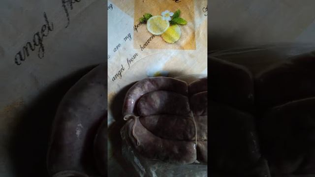 подготовка домашней колбасы к приготовлению #shorts смотреть онлайн