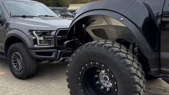 MegaRexx MegaRaptor: Pickup Colossus