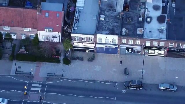 DJI Mini 2. My Favourite Kebab House From 400ft,1080p.😀 Milano Kebab! Yum Yum! STEVIEDVD inVR4KHD. смотреть онлайн