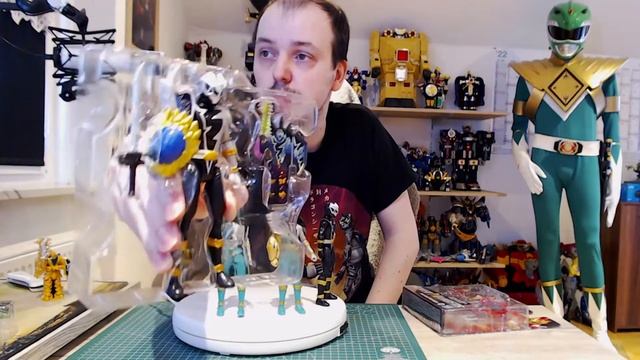 Unboxing 040 Basic Dino Fury Figure Review Green, Black & Armor Knight Red #Review смотреть онлайн