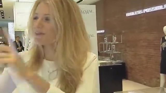 Blake Lively смотреть онлайн