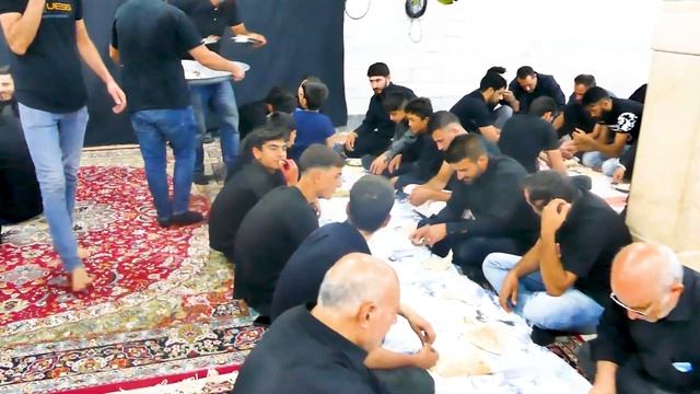 Behind the scenes of preparing kebabs for thousands of mourners - Muharram and Ashura in Iran смотреть онлайн