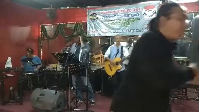 Gema Prosessi: Just the way you are (Triss Kumayas) смотреть онлайн