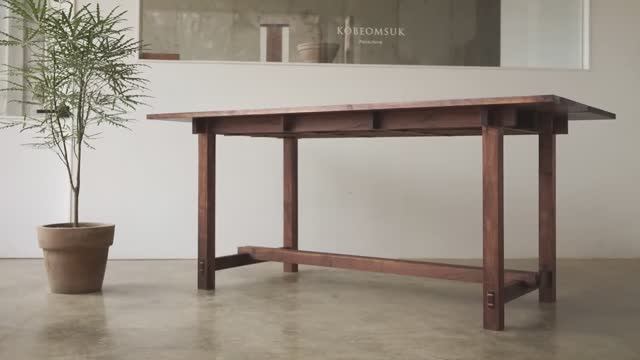 Kobeomsuk Furniture - Making Interlocking Joinery Walnut Table