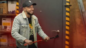 Вскрывал дверь впервые и справился за 30 СЕКУНД! / Как защитить замок от злоумышленников?