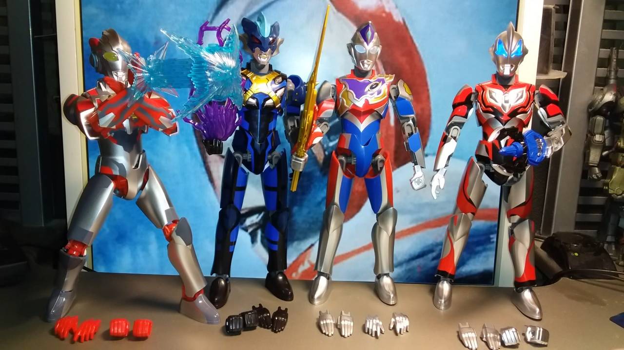 Qman Ultraman X, Tregear, Decker And Geed/ Ультрамен Игрушка-конструктор!
