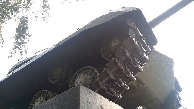 Тяжелый советский танк ИС-3 в Казатине смотреть онлайн
