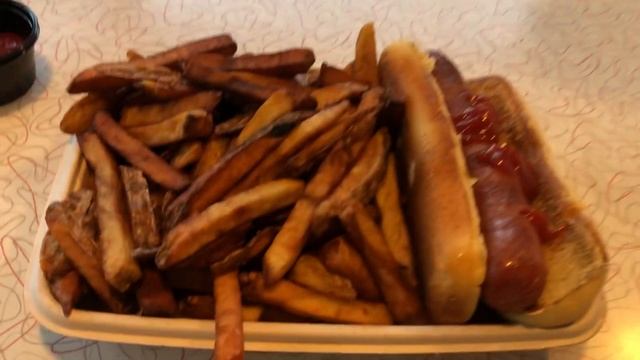 California’s Great America American Cafe Hot Dog and Fries 3月24日2023年 смотреть онлайн