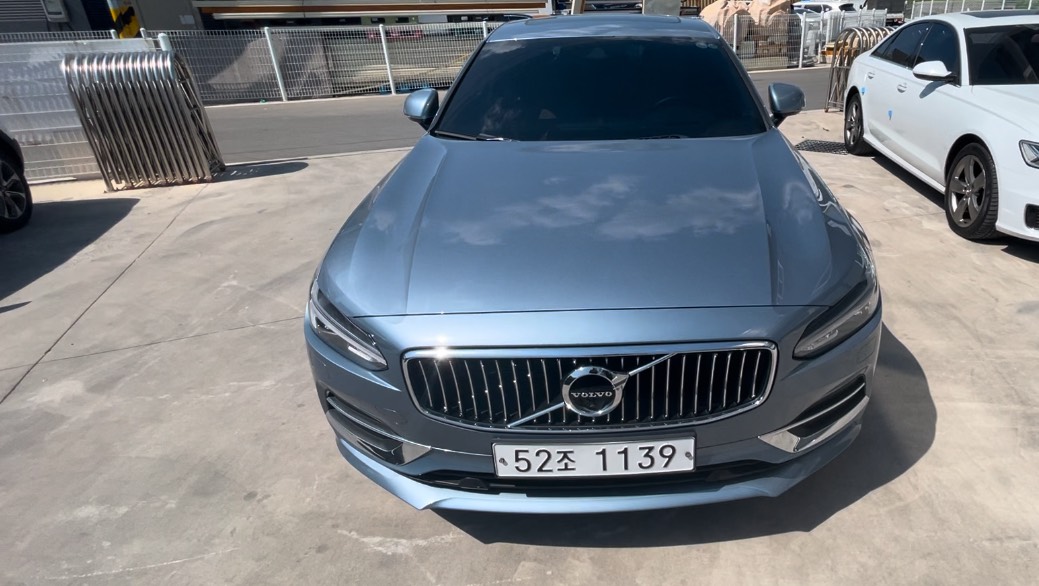 Volvo S90, 2019 г.в., Бензин, V-2000 смотреть онлайн