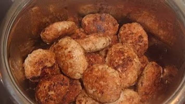 КОТЛЕТЫ ГРЕЧАНИКИ смотреть онлайн