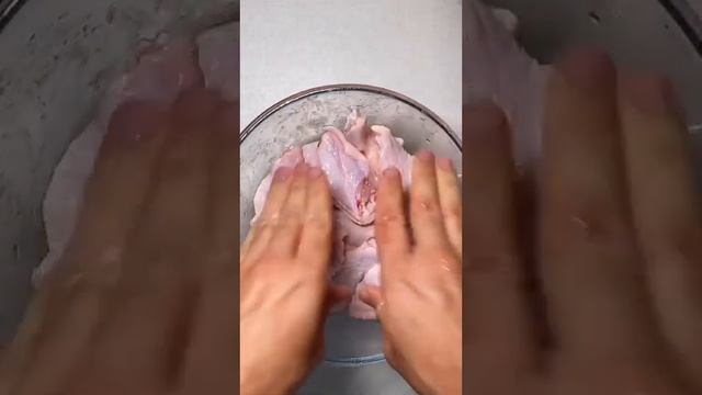 Куриные крылышки в кислосладком соусе! смотреть онлайн