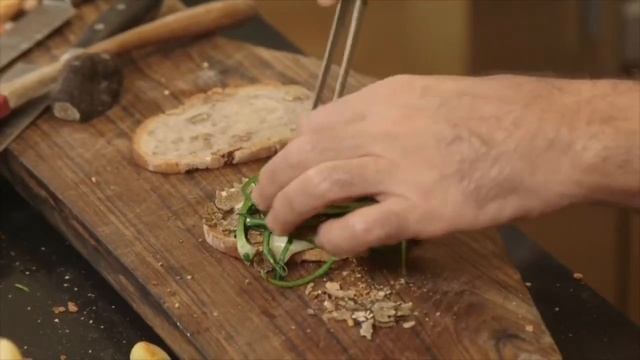 I Panini li fa MAX - IL MARCHIGIANO con PROSCIUTTO D CARPEGNA DOP смотреть онлайн