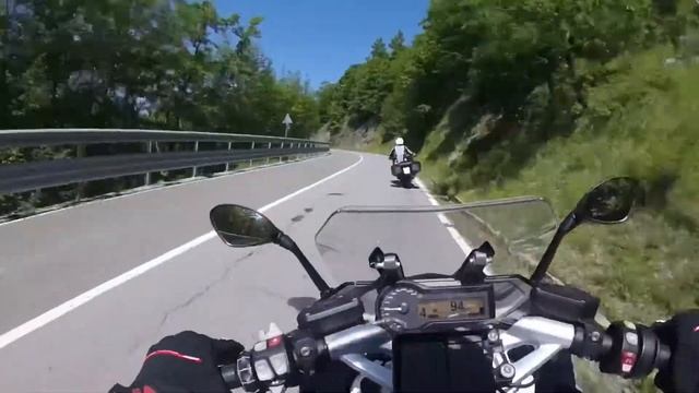 Bmw R1200RT Vs Bmw R1200RS