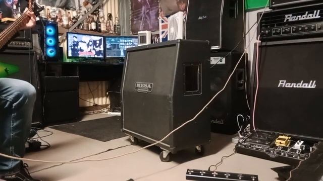 Pawn Shop Bargain - Mesa Boogie 4x12 - UK Celestion V30's WOW