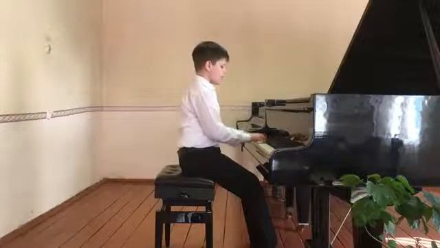Вадавой Віктор - Р.Шуман «Мисливська пісенька» смотреть онлайн