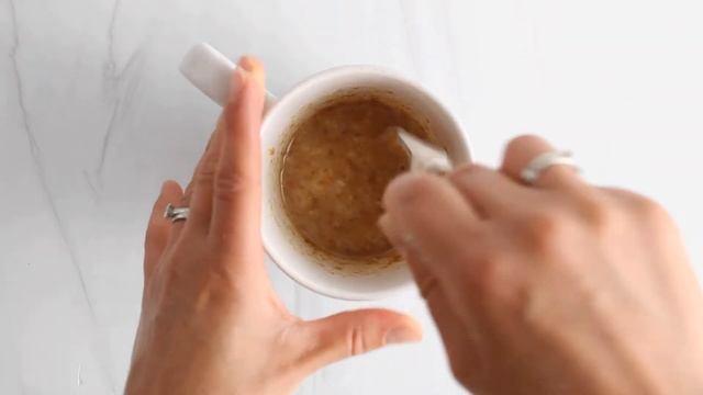 Vegan Banana Mug Cake смотреть онлайн