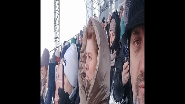 на шоу Угольникова.mp4 смотреть онлайн